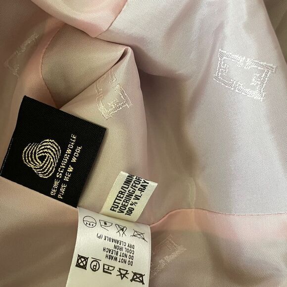 Vintage ESCADA Rose Embroidered Blazer Suit Jacket Gray Pink Size Small - Picture 10 of 12